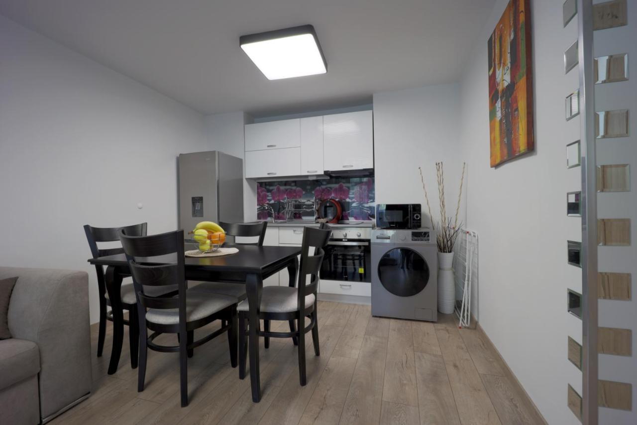 Apartments Relax 3&4 Warna Exterior foto